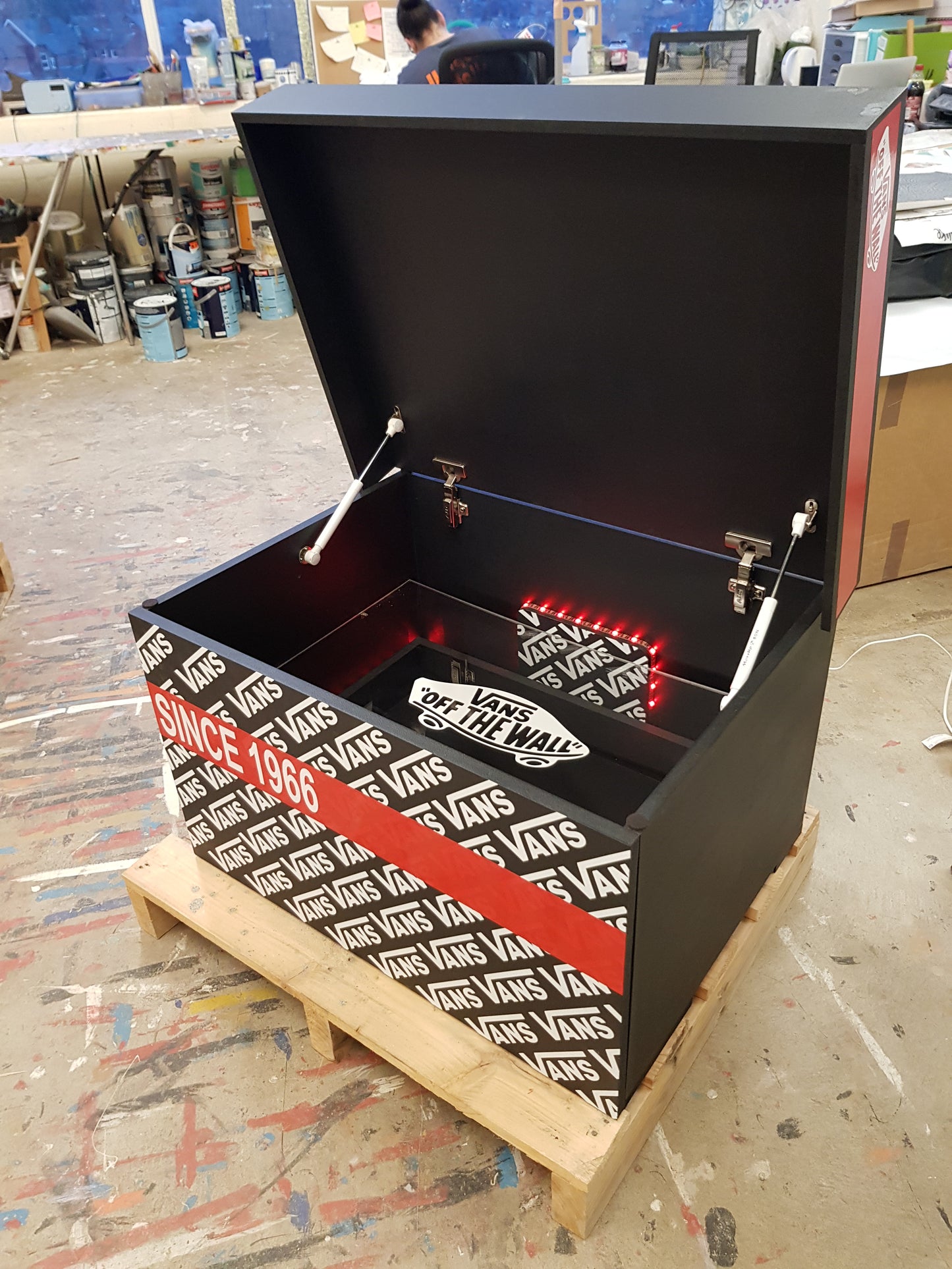 XL Trainer Storage Box